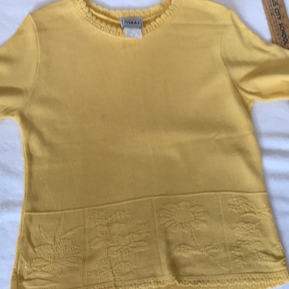 Vintage Nikki Yellow Knit sweater